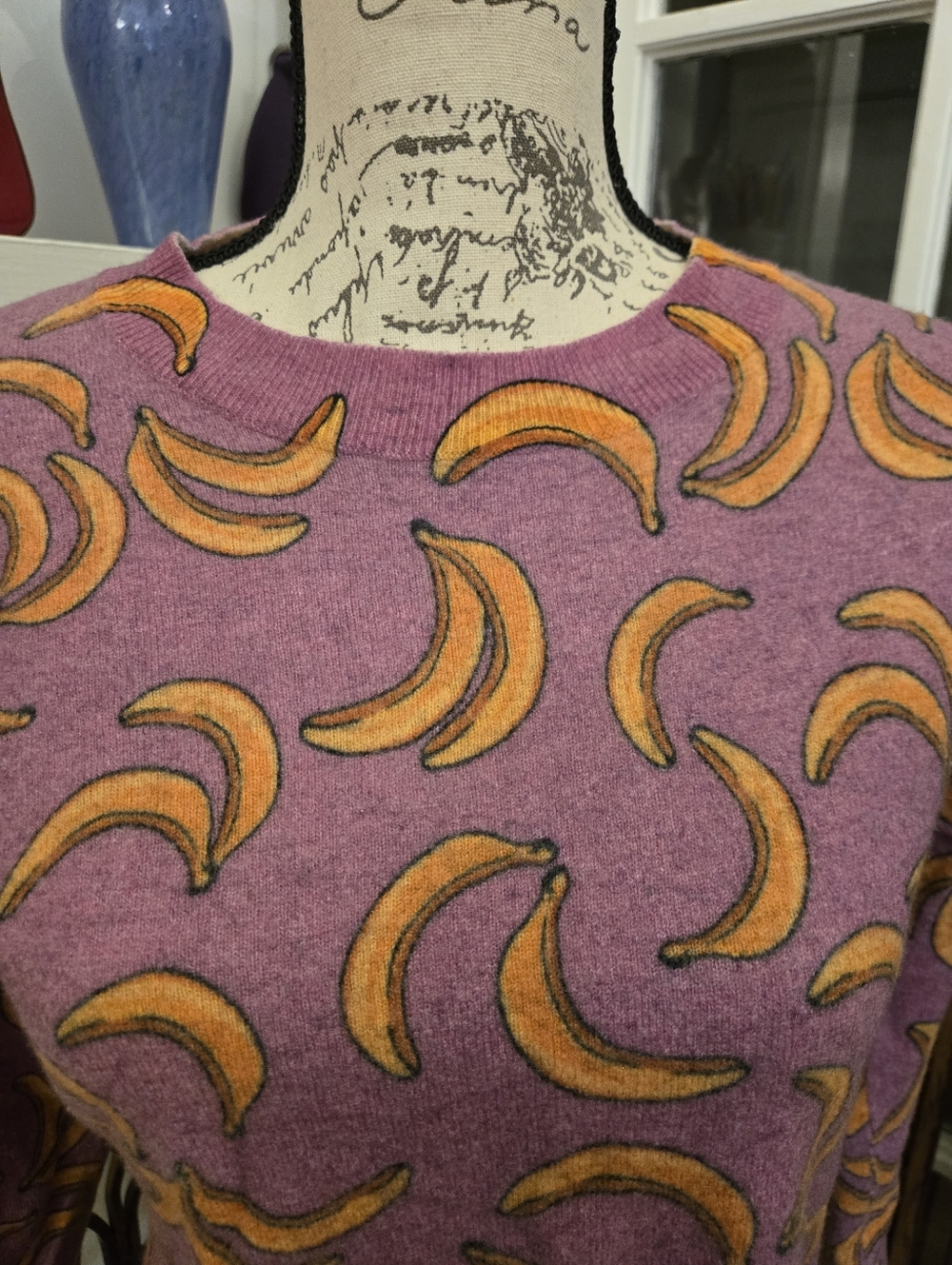 Le Lis Blanc Banana Cashmere Sweater, Sz 6 - Picture 2 of 7